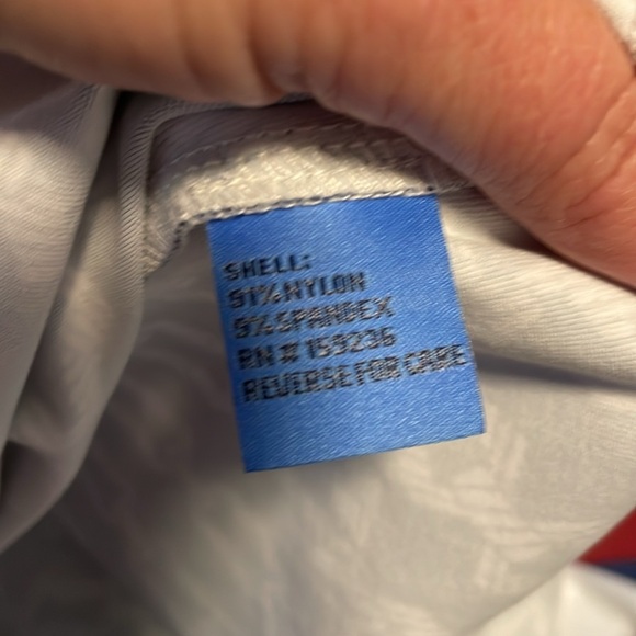 J. McLaughlin Navy and White Geometric Top - Picture 4 of 4